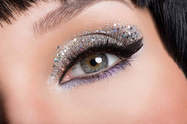 Liquid Glitter Eyeshadow: Why You Need This in Your Makeup Bag!